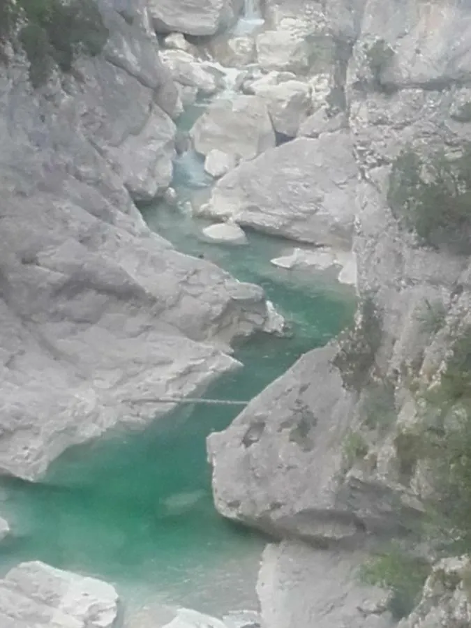 Tipi écologique au paradis Hotel Le Mas  0*, Le Mas (Alpes-Maritimes)